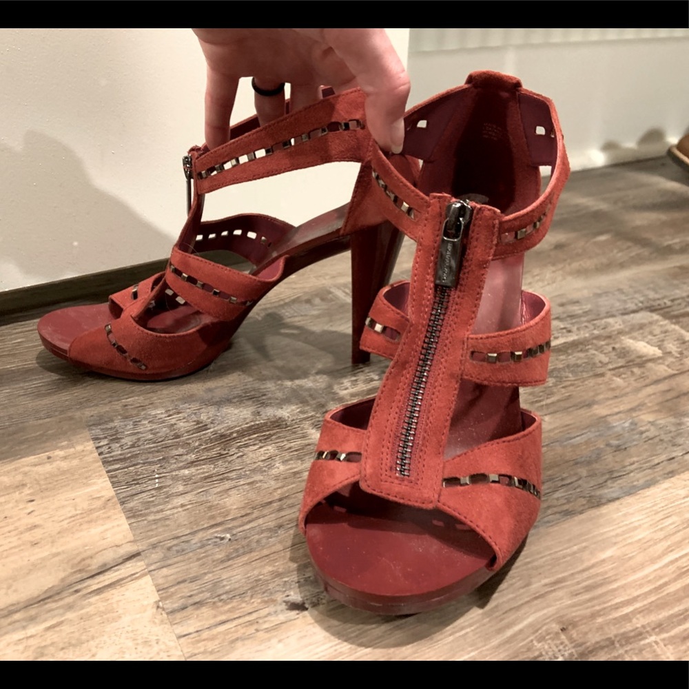 MK heels